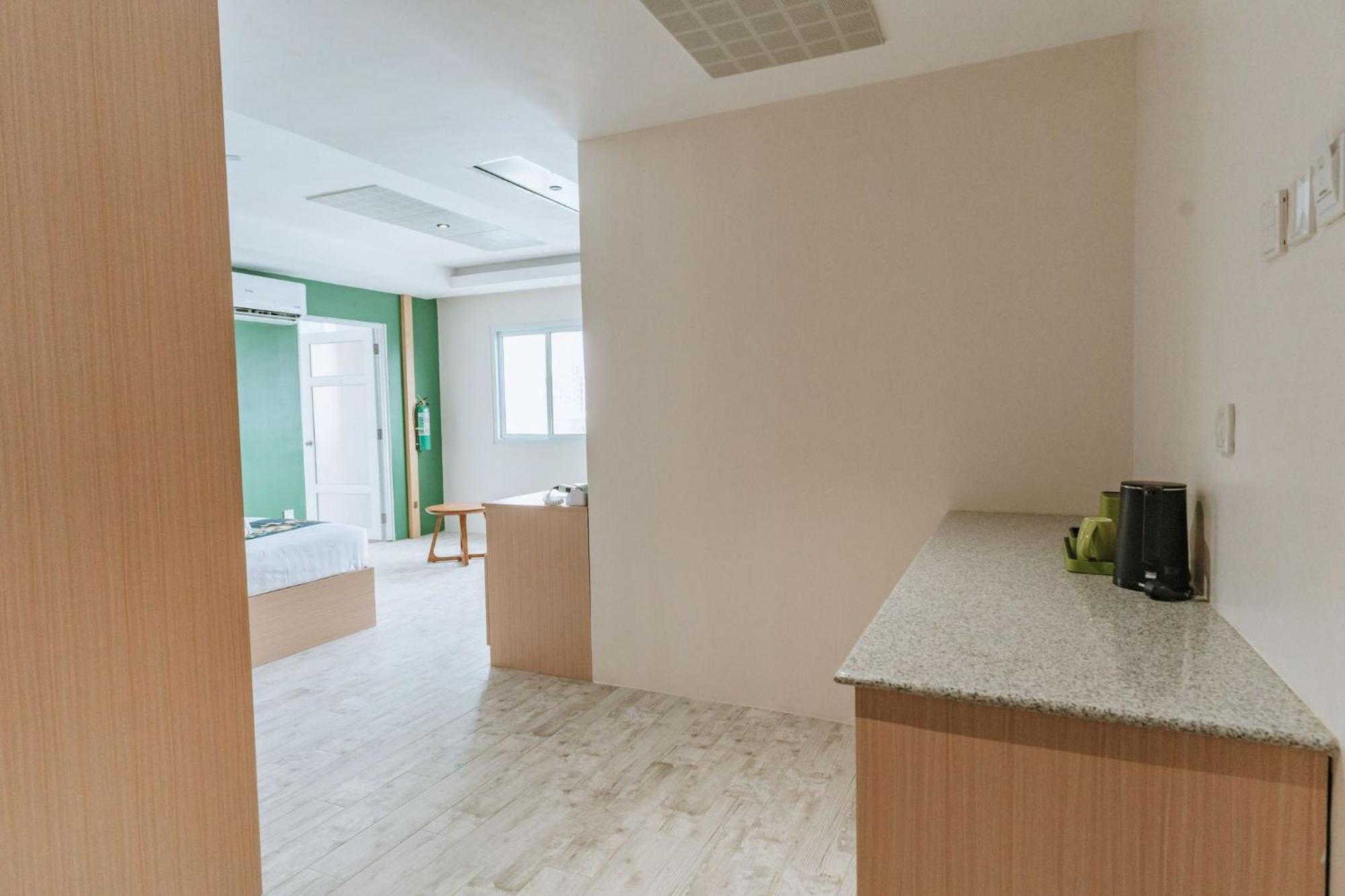 Diane Residences Cebu Esterno foto